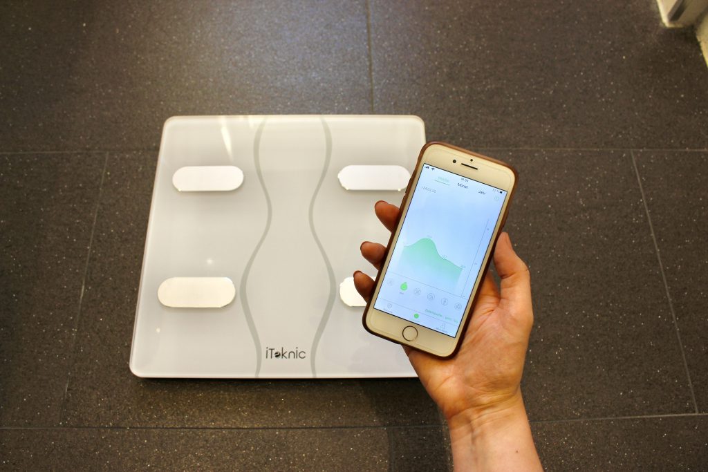 smarte Waage iTeknic und Feelfit App