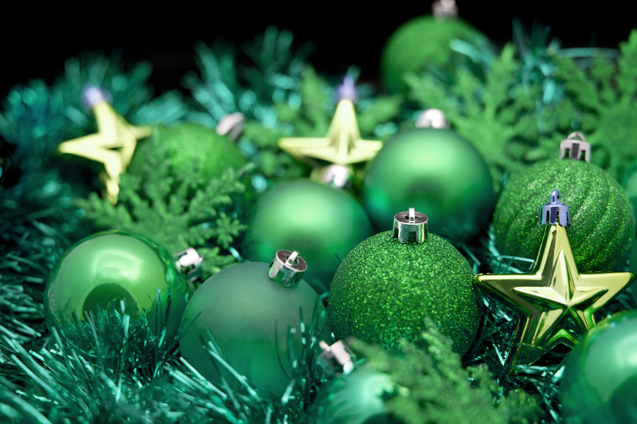 http://wallpapers9.org/wp-content/uploads/2014/12/Green-Christmas-Background-2.jpg